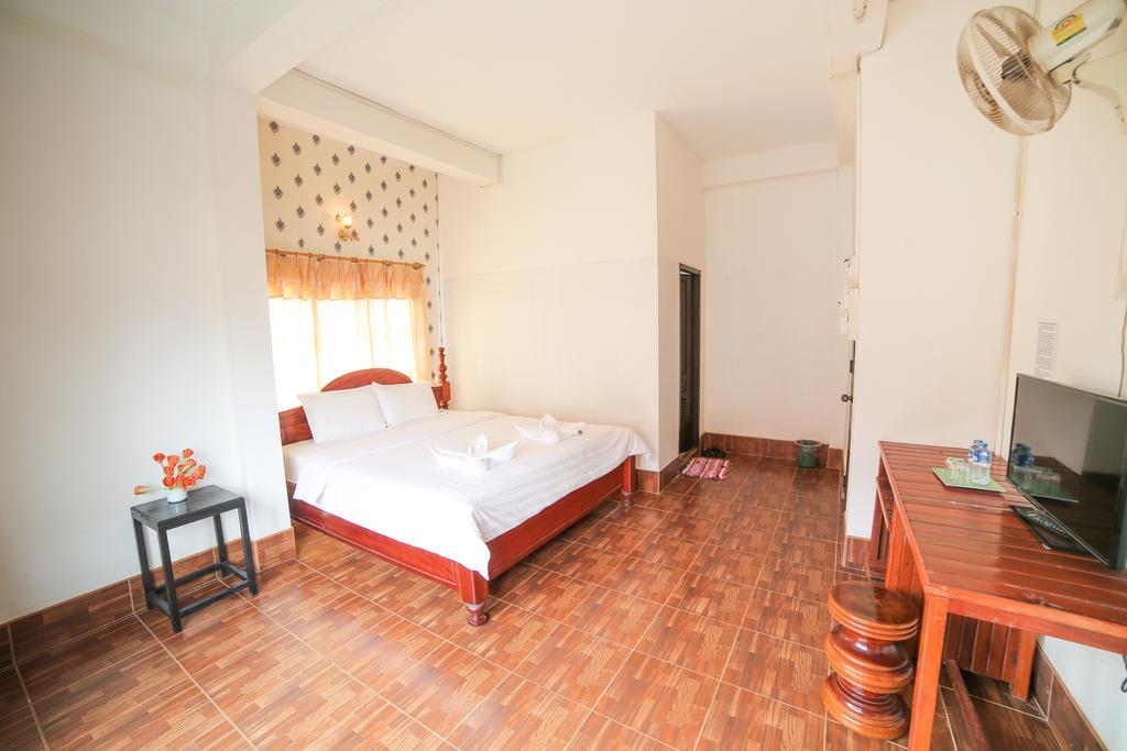 Maylay Guesthouse Vang Vieng Dış mekan fotoğraf