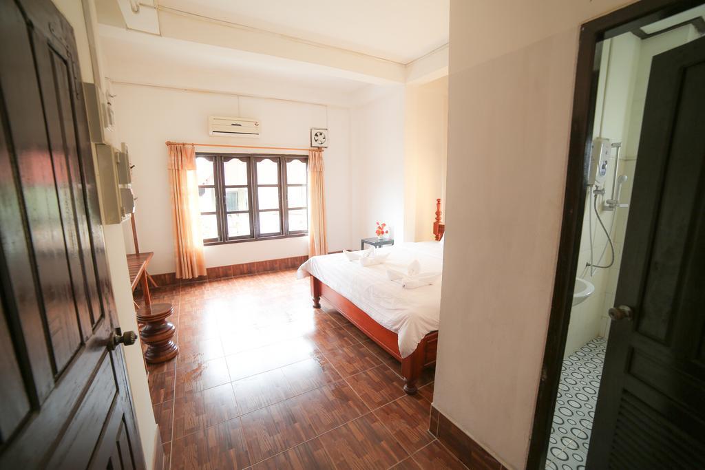 Maylay Guesthouse Vang Vieng Dış mekan fotoğraf