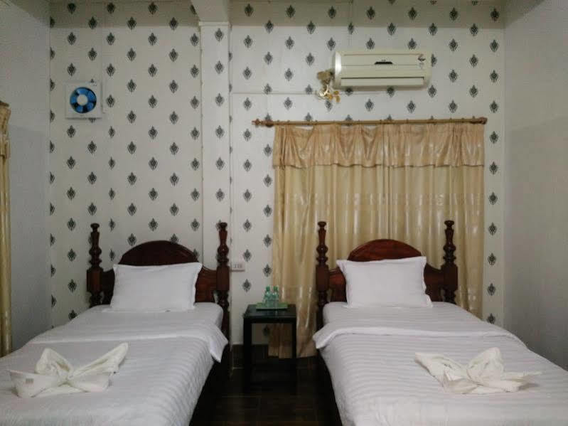 Maylay Guesthouse Vang Vieng Dış mekan fotoğraf