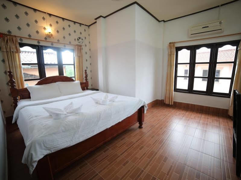 Maylay Guesthouse Vang Vieng Dış mekan fotoğraf